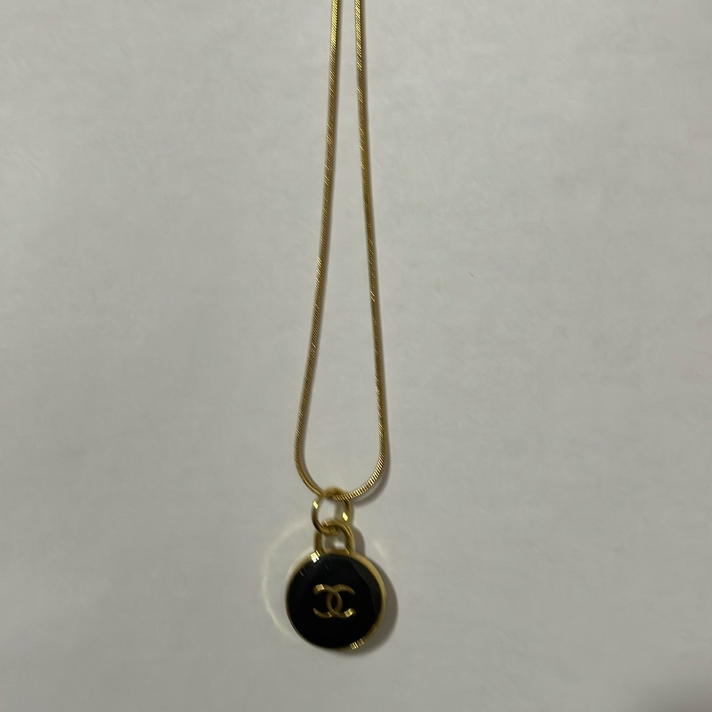 Cc Charm With Unbranded Adjustable Chain Preowned